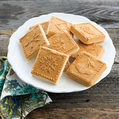 Nordicware English Shortbread Pan